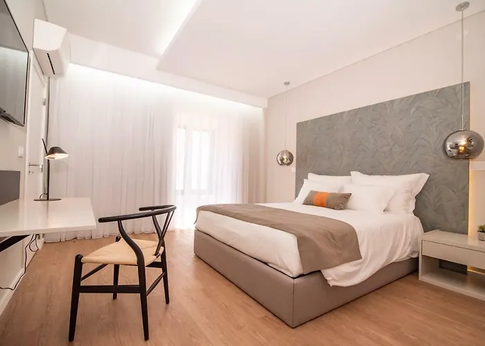 Esmeralda * 蓬塔德尔加达