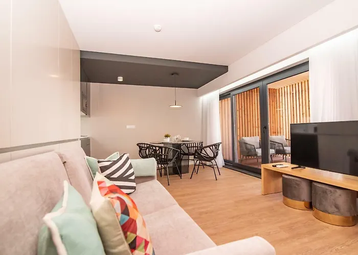 Esmeralda 蓬塔德尔加达