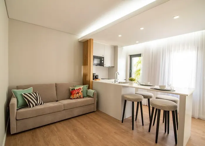 Esmeralda 蓬塔德尔加达