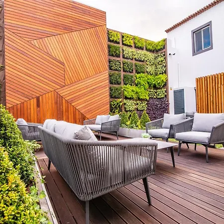 Esmeralda Понта-Делгада