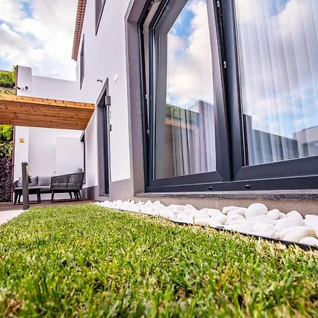 Esmeralda * Ponta Delgada