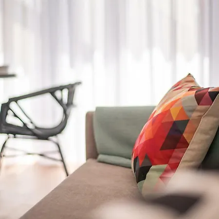 Esmeralda * Ponta Delgada