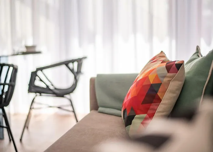 Esmeralda * Ponta Delgada (Sao Miguel)